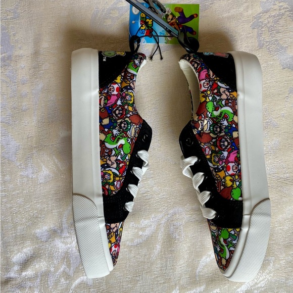 Super Mario Sneakers Shoes New! - Picture 6 of 14